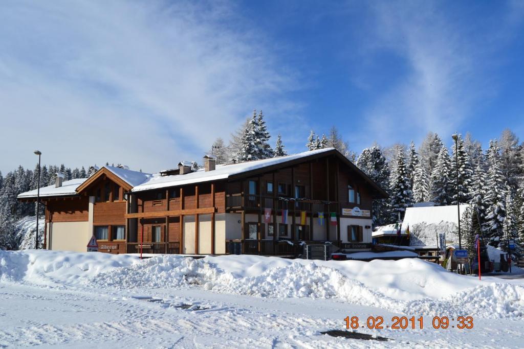 Dolomiti Appart&Rooms Varena Ngoại thất bức ảnh